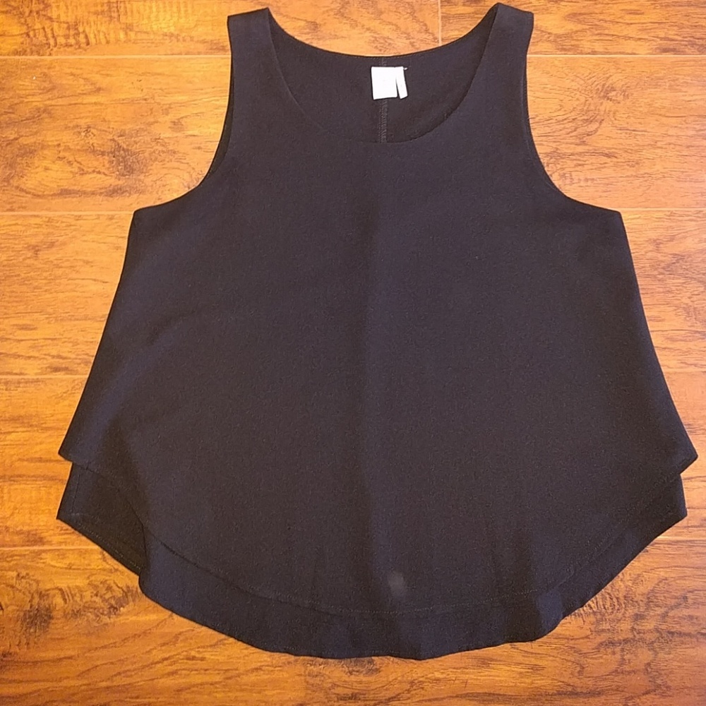Black paper crane shirt